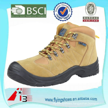 men wrok sport shoes with steel toe